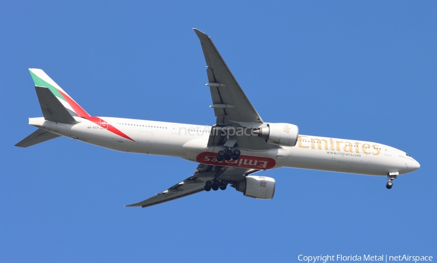 Emirates Boeing 777-31H(ER) (A6-ECX) | Photo 542049