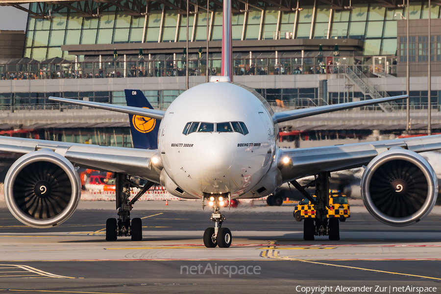 Emirates Boeing 777-31H(ER) (A6-ECY) | Photo 193817