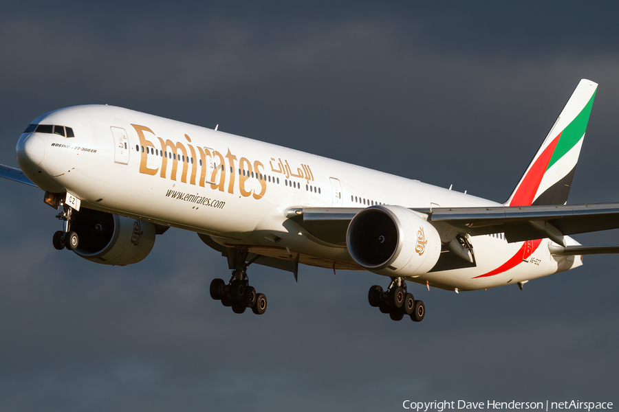 Emirates Boeing 777-31H(ER) (A6-ECZ) | Photo 466649