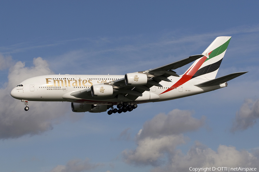 Emirates Airbus A380-861 (A6-EDC) | Photo 278656