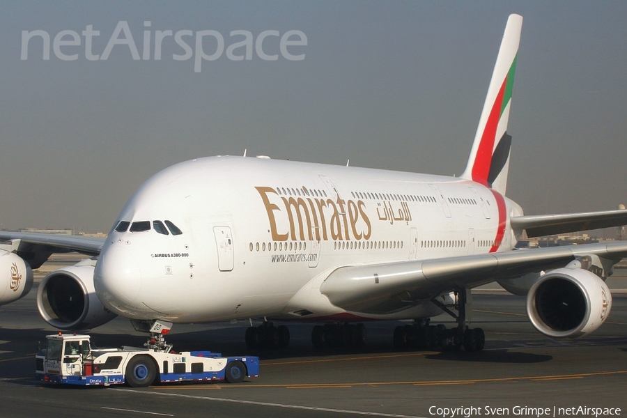 Emirates Airbus A380-861 (A6-EDD) | Photo 132919