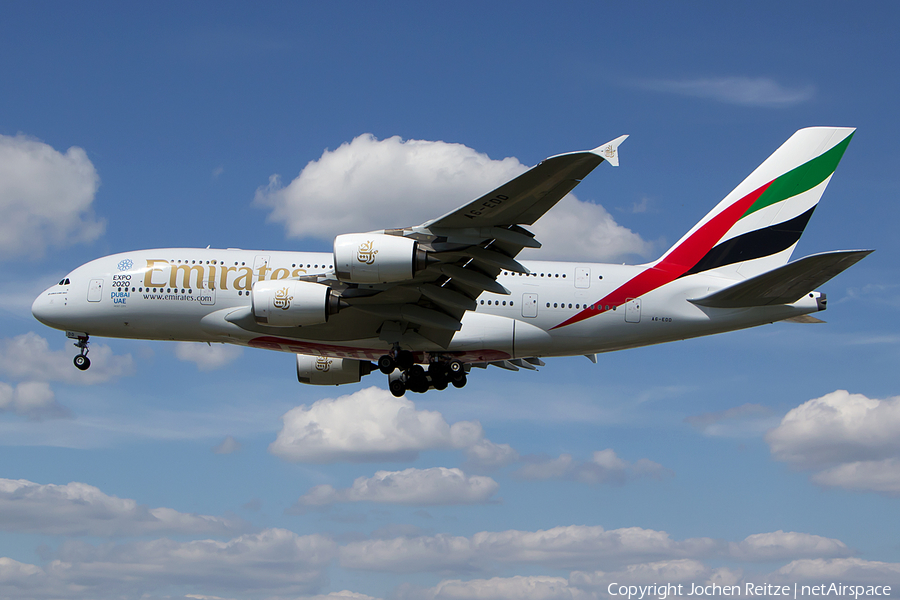 Emirates Airbus A380-861 (A6-EDD) | Photo 112415