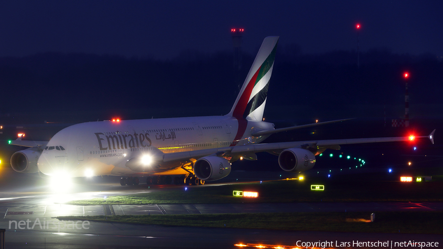 Emirates Airbus A380-861 (A6-EDE) | Photo 202556