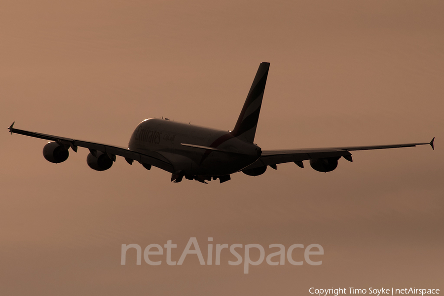 Emirates Airbus A380-861 (A6-EDE) | Photo 20845