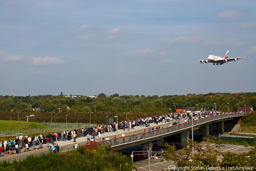 Emirates Airbus A380-861 (A6-EDE) | Photo 222