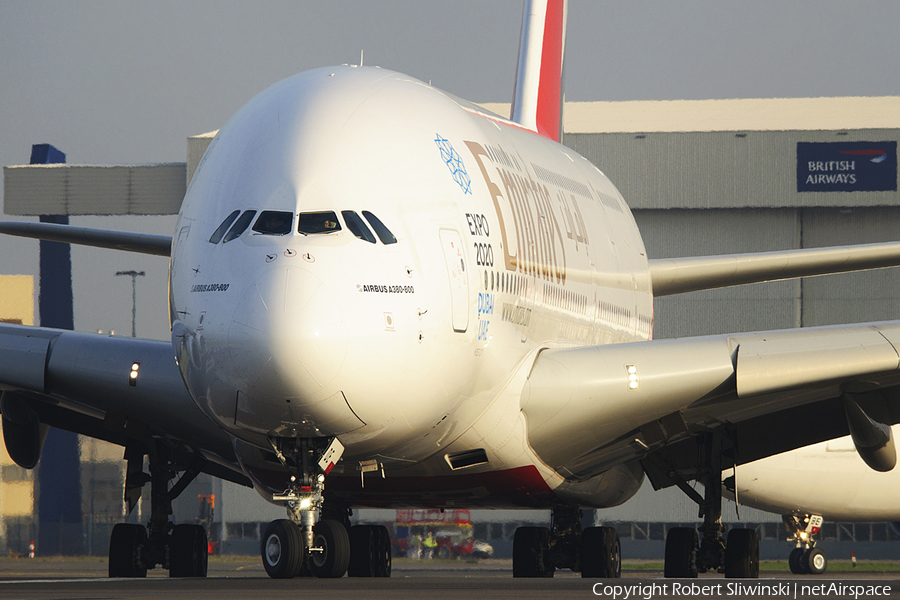 Emirates Airbus A380-861 (A6-EDE) | Photo 45832