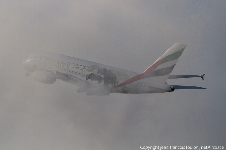 Emirates Airbus A380-861 (A6-EDG) | Photo 99981