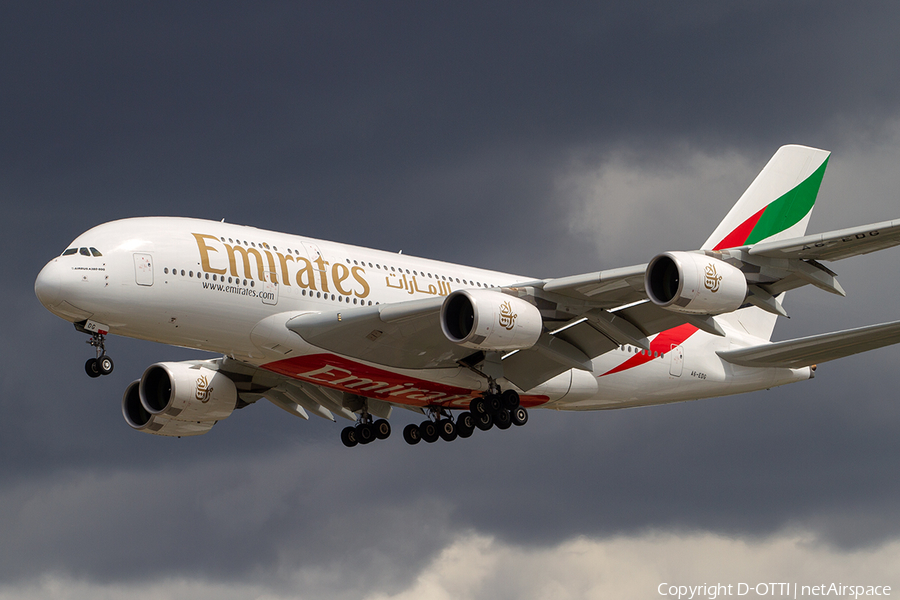 Emirates Airbus A380-861 (A6-EDG) | Photo 301033