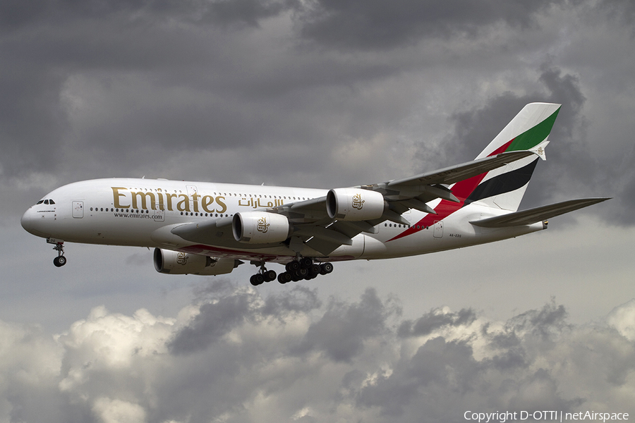 Emirates Airbus A380-861 (A6-EDG) | Photo 301034