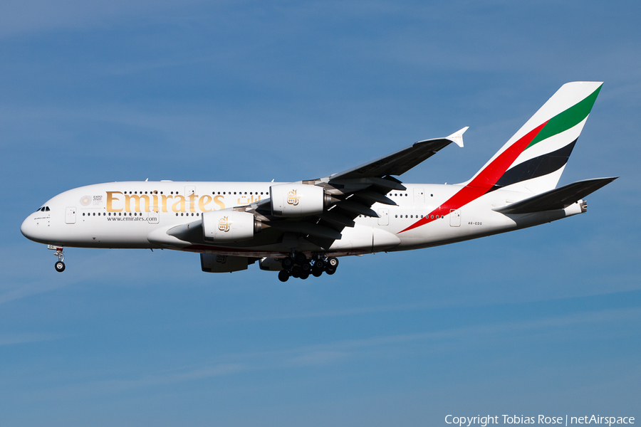 Emirates Airbus A380-861 (A6-EDG) | Photo 305651