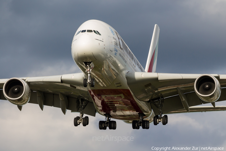 Emirates Airbus A380-861 (A6-EDH) | Photo 136378