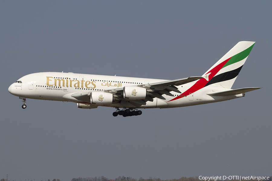 Emirates Airbus A380-861 (A6-EDJ) | Photo 379358
