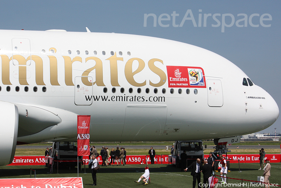 Emirates Airbus A380-861 (A6-EDJ) | Photo 388416