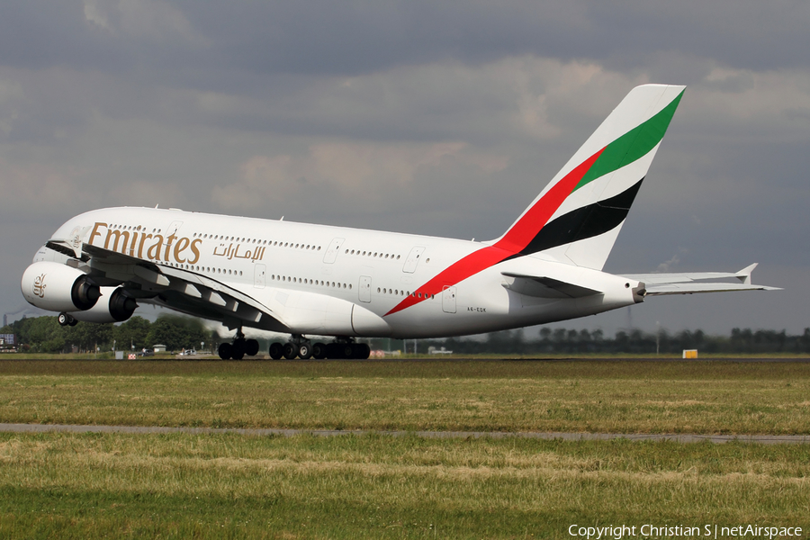 Emirates Airbus A380-861 (A6-EDK) | Photo 325891