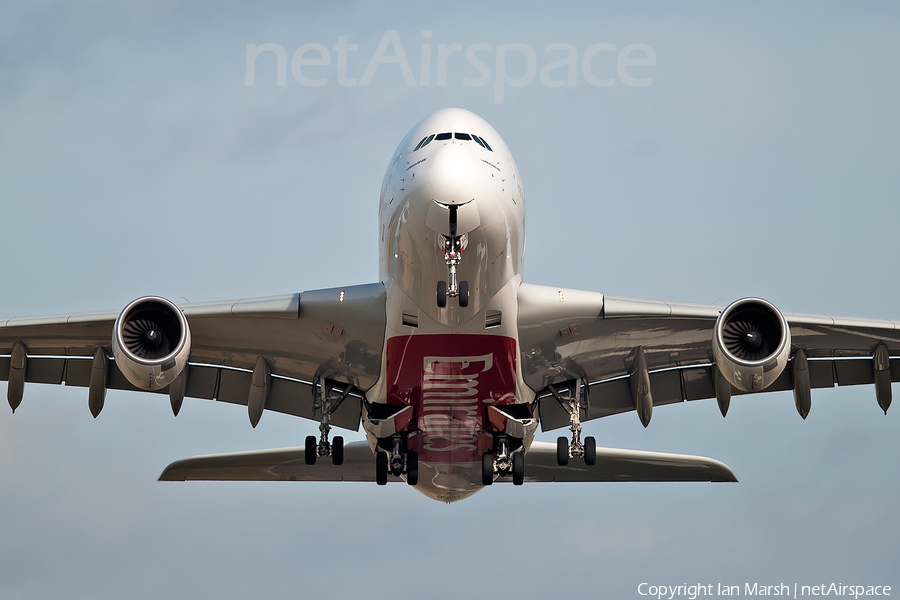 Emirates Airbus A380-861 (A6-EDK) | Photo 8937