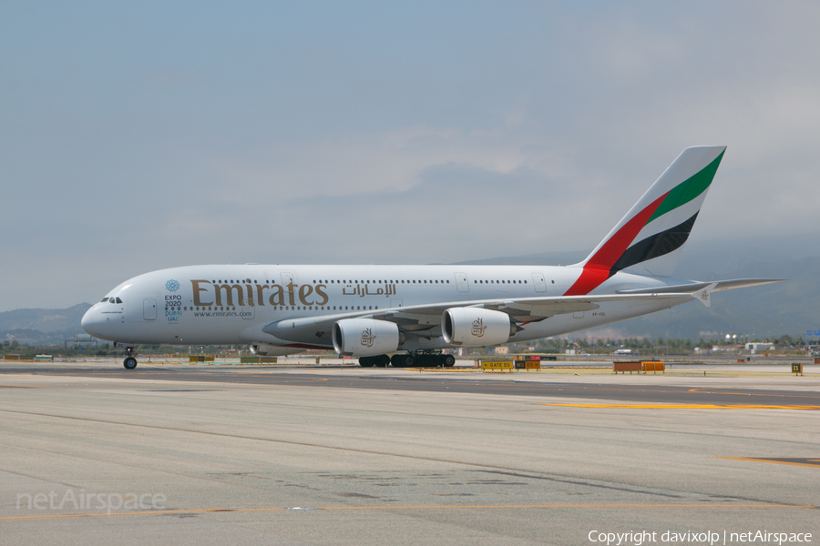 Emirates Airbus A380-861 (A6-EDL) | Photo 365606