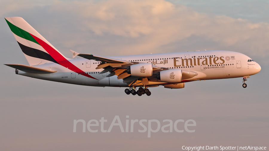 Emirates Airbus A380-861 (A6-EDQ) | Photo 355689