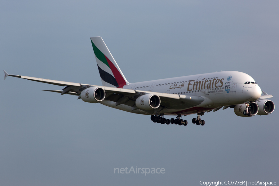 Emirates Airbus A380-861 (A6-EDQ) | Photo 58437