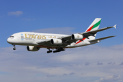 Emirates Airbus A380-861 (A6-EDS) at  Barcelona - El Prat, Spain