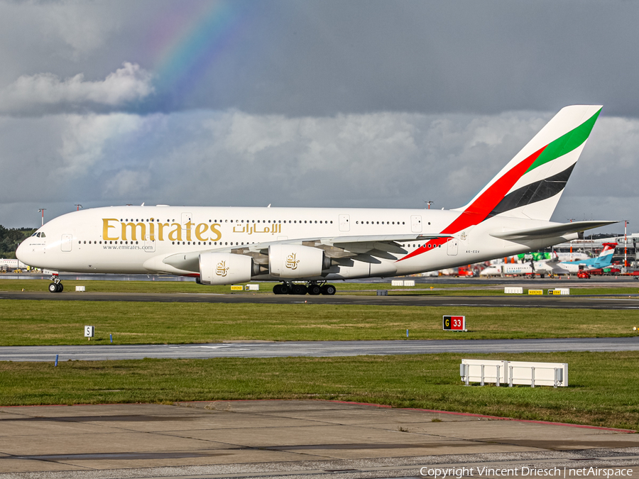 Emirates Airbus A380-861 (A6-EDV) | Photo 529638