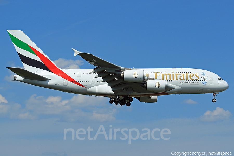 Emirates Airbus A380-861 (A6-EDW) | Photo 152399