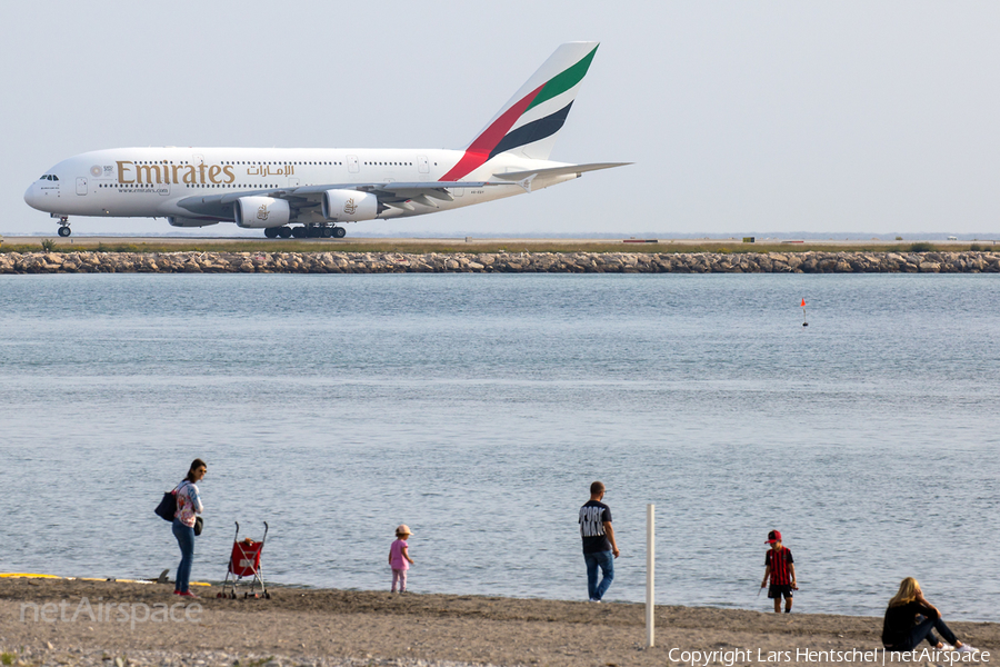 Emirates Airbus A380-861 (A6-EDY) | Photo 353401