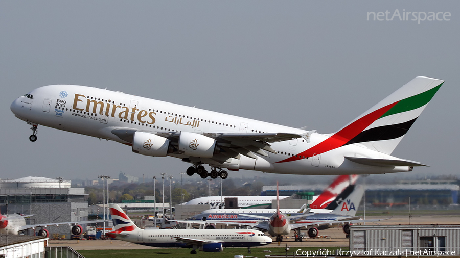 Emirates Airbus A380-861 (A6-EEA) | Photo 42426