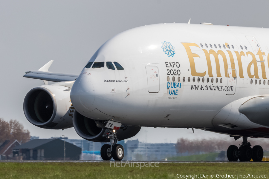Emirates Airbus A380-861 (A6-EEB) | Photo 90937