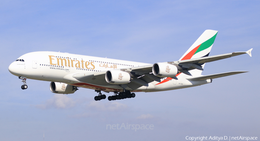 Emirates Airbus A380-861 (A6-EEB) | Photo 355213