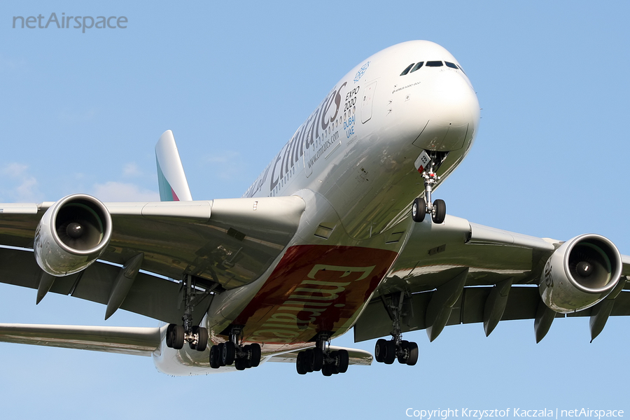 Emirates Airbus A380-861 (A6-EEB) | Photo 43612