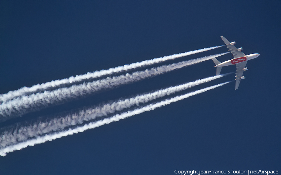 Emirates Airbus A380-861 (A6-EEC) | Photo 215998