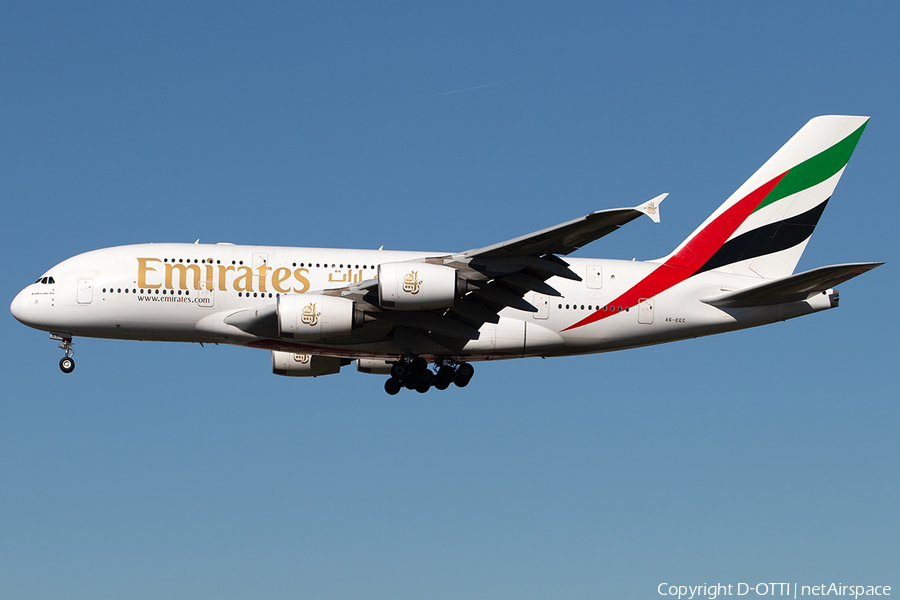 Emirates Airbus A380-861 (A6-EEC) | Photo 266929
