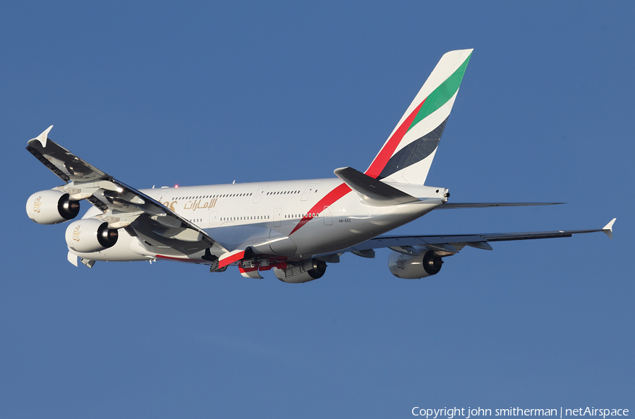 Emirates Airbus A380-861 (A6-EEC) | Photo 27582