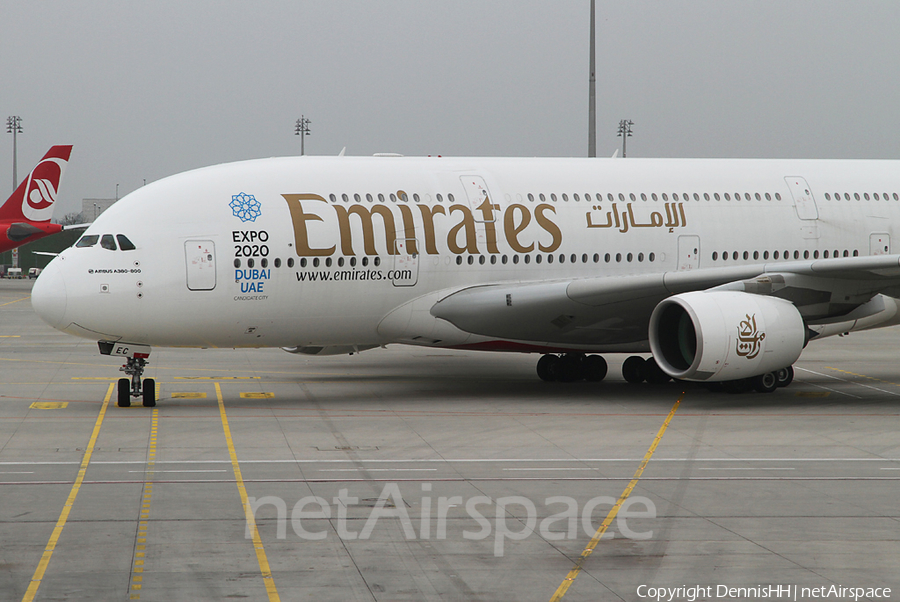 Emirates Airbus A380-861 (A6-EEC) | Photo 392106