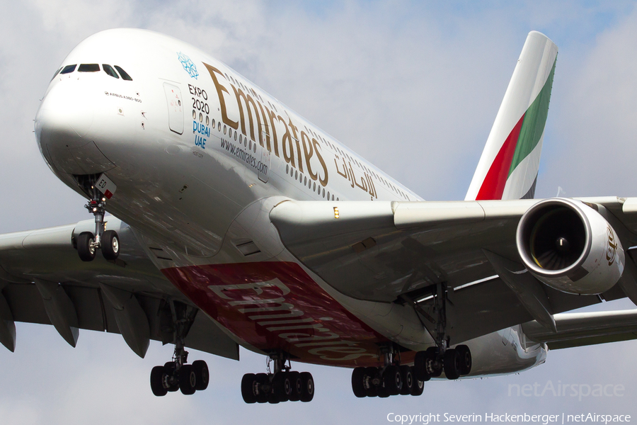 Emirates Airbus A380-861 (A6-EED) | Photo 205561