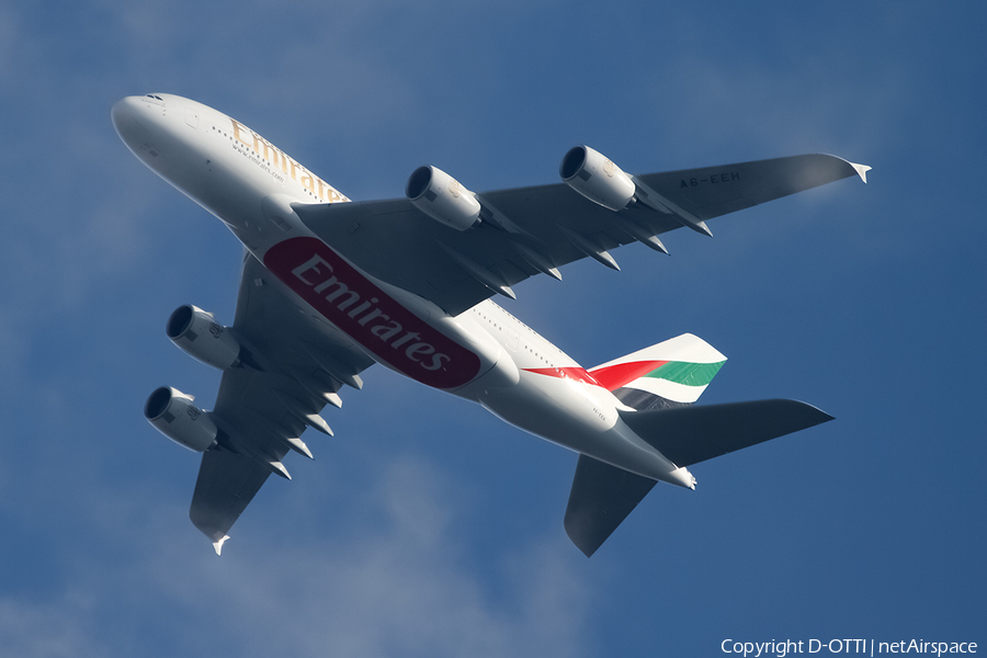 Emirates Airbus A380-861 (A6-EEH) | Photo 408772
