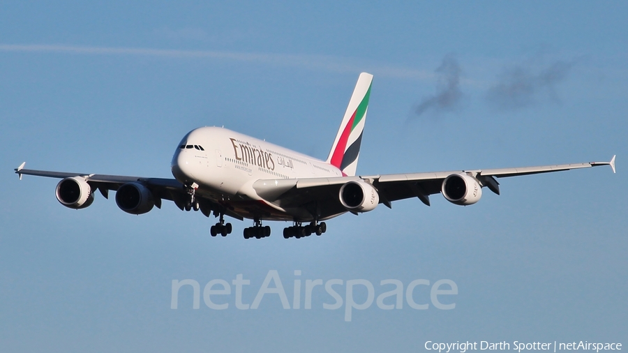 Emirates Airbus A380-861 (A6-EEI) | Photo 213371