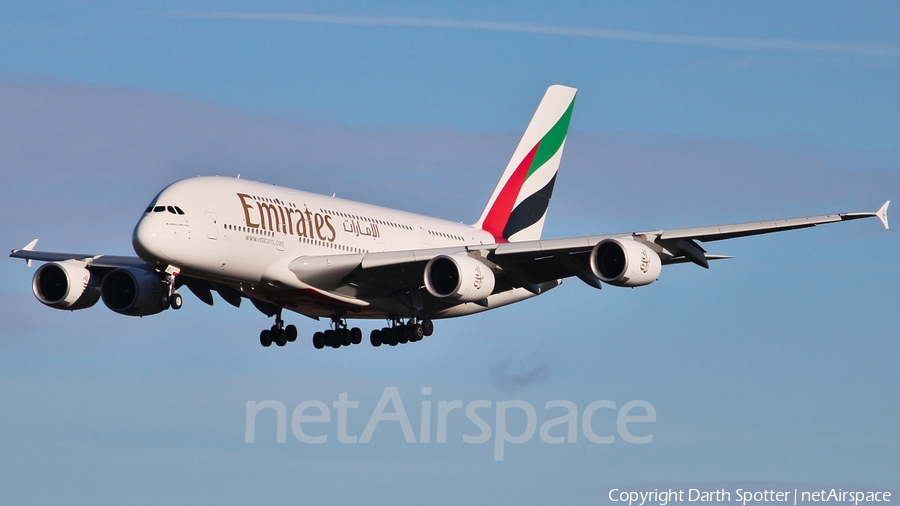 Emirates Airbus A380-861 (A6-EEI) | Photo 213372