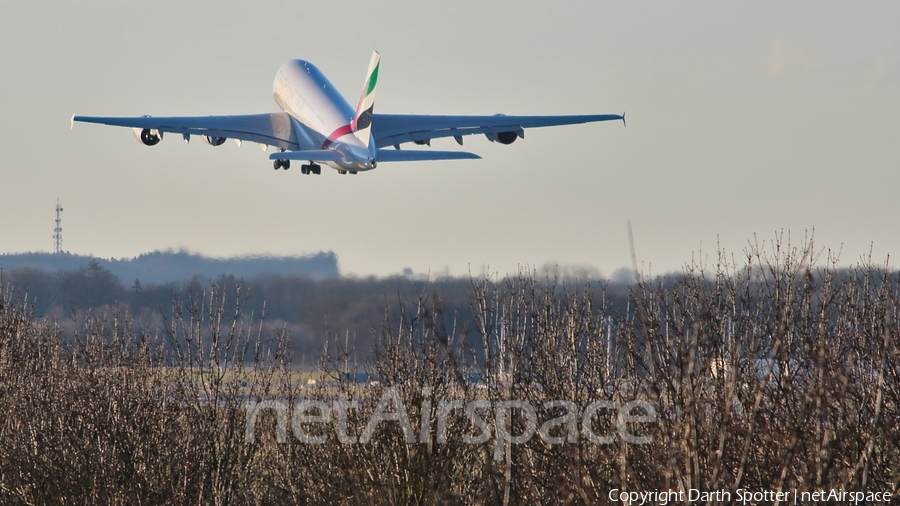 Emirates Airbus A380-861 (A6-EEI) | Photo 213374