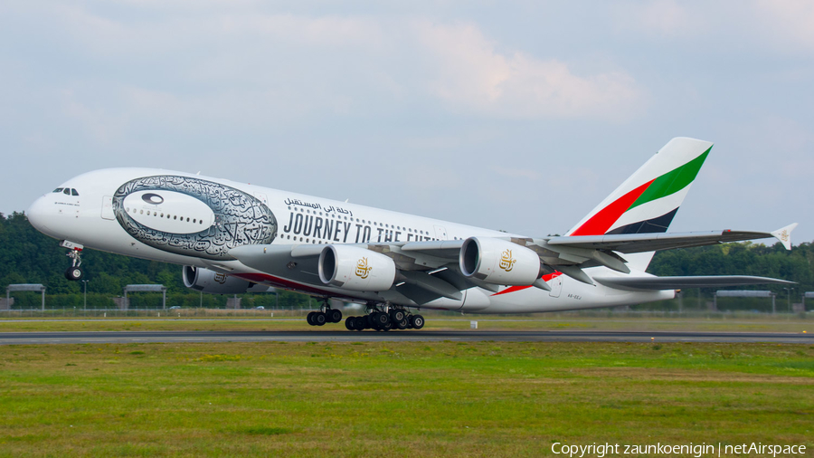 Emirates Airbus A380-861 (A6-EEJ) | Photo 522876