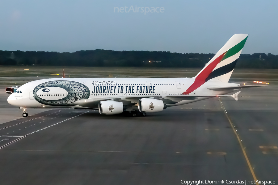 Emirates Airbus A380-861 (A6-EEJ) | Photo 528603