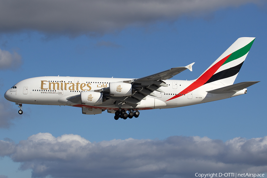 Emirates Airbus A380-861 (A6-EEM) | Photo 532653