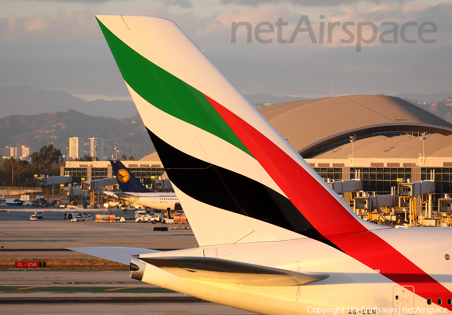 Emirates Airbus A380-861 (A6-EEM) | Photo 35651