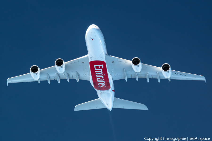 Emirates Airbus A380-861 (A6-EEM) | Photo 614710
