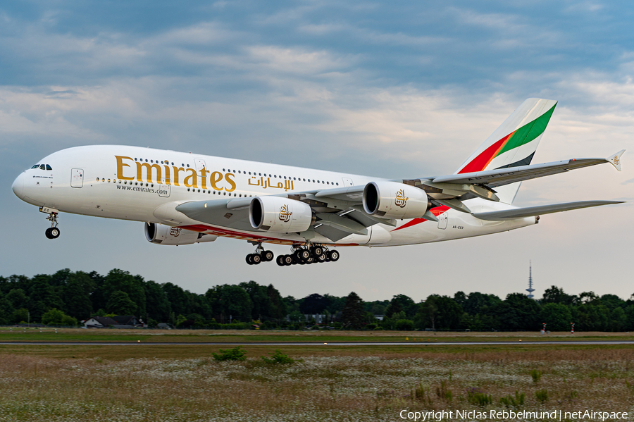 Emirates Airbus A380-861 (A6-EEO) | Photo 513914