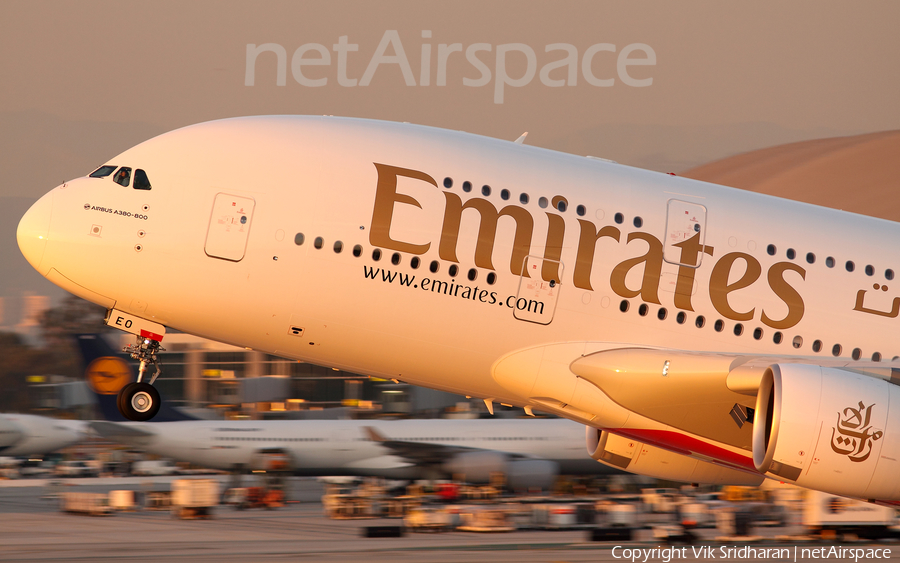 Emirates Airbus A380-861 (A6-EEO) | Photo 37086
