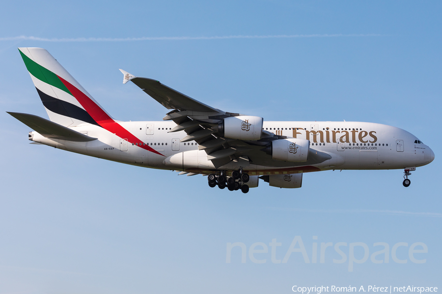 Emirates Airbus A380-861 (A6-EEP) | Photo 666394