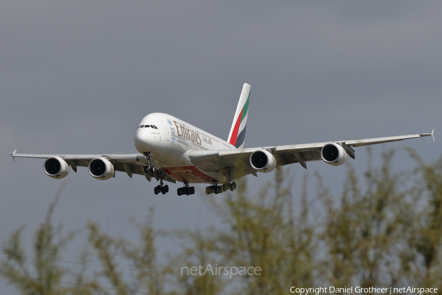 Emirates Airbus A380-861 (A6-EER) | Photo 99606
