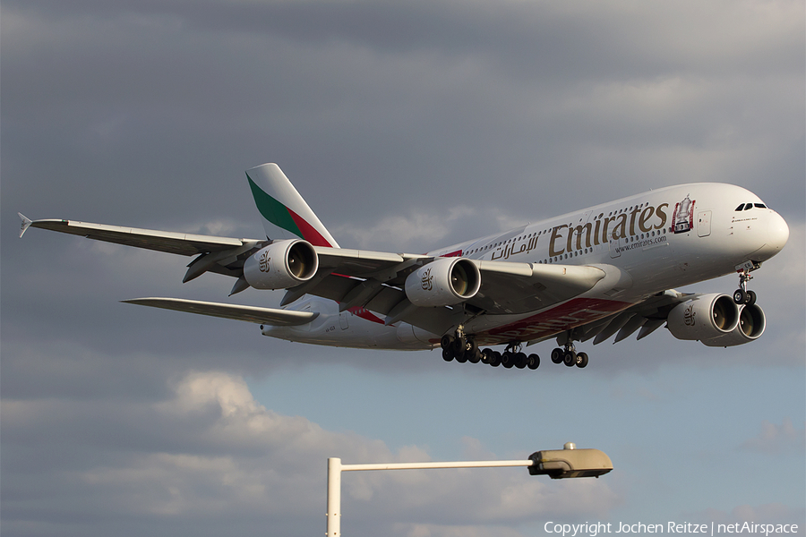 Emirates Airbus A380-861 (A6-EER) | Photo 109829