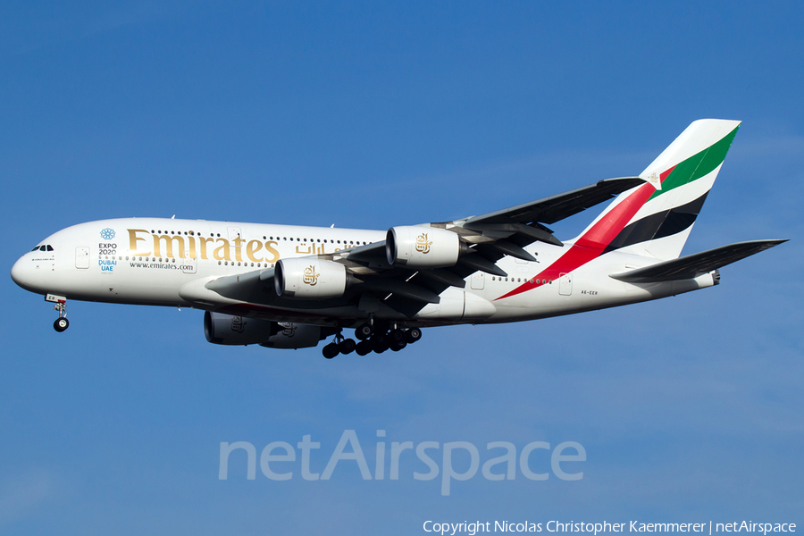 Emirates Airbus A380-861 (A6-EER) | Photo 121935